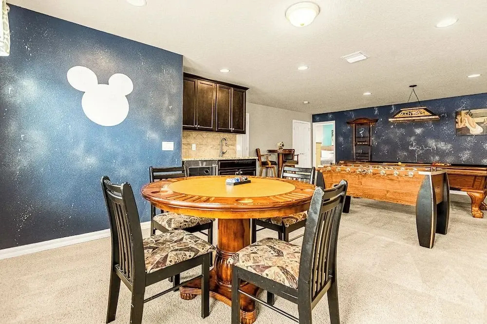 9BR Luxury Vacation Villa near Disney