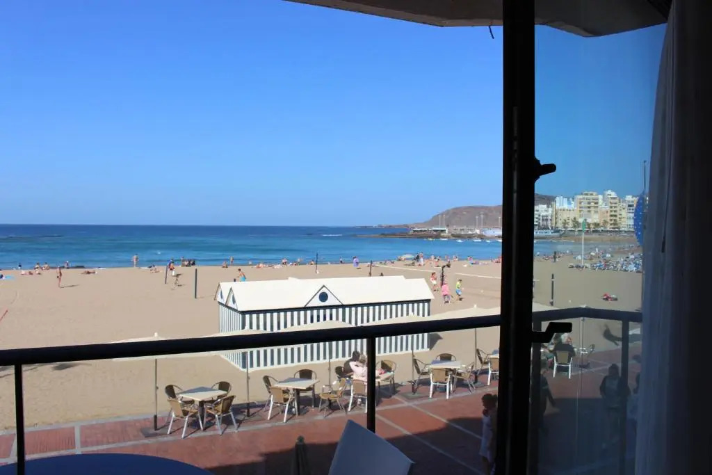 Lord Nelson Las Canteras 1