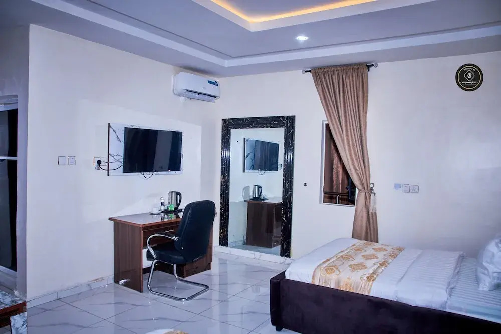 Ozigrand Hotel