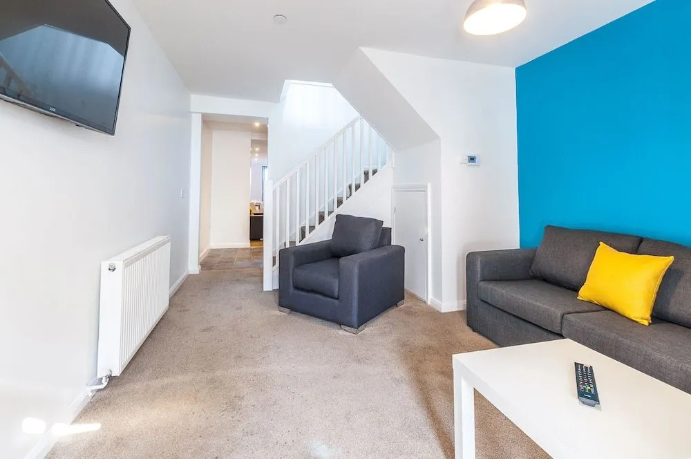 Fiveway Apartments