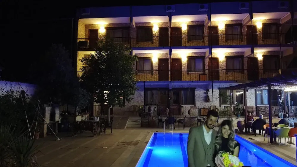 Ozturk Hotel
