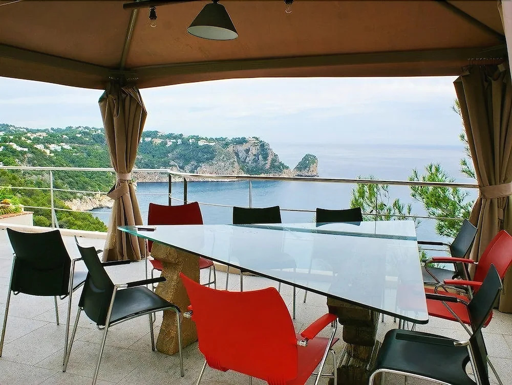 Villa Neptuno