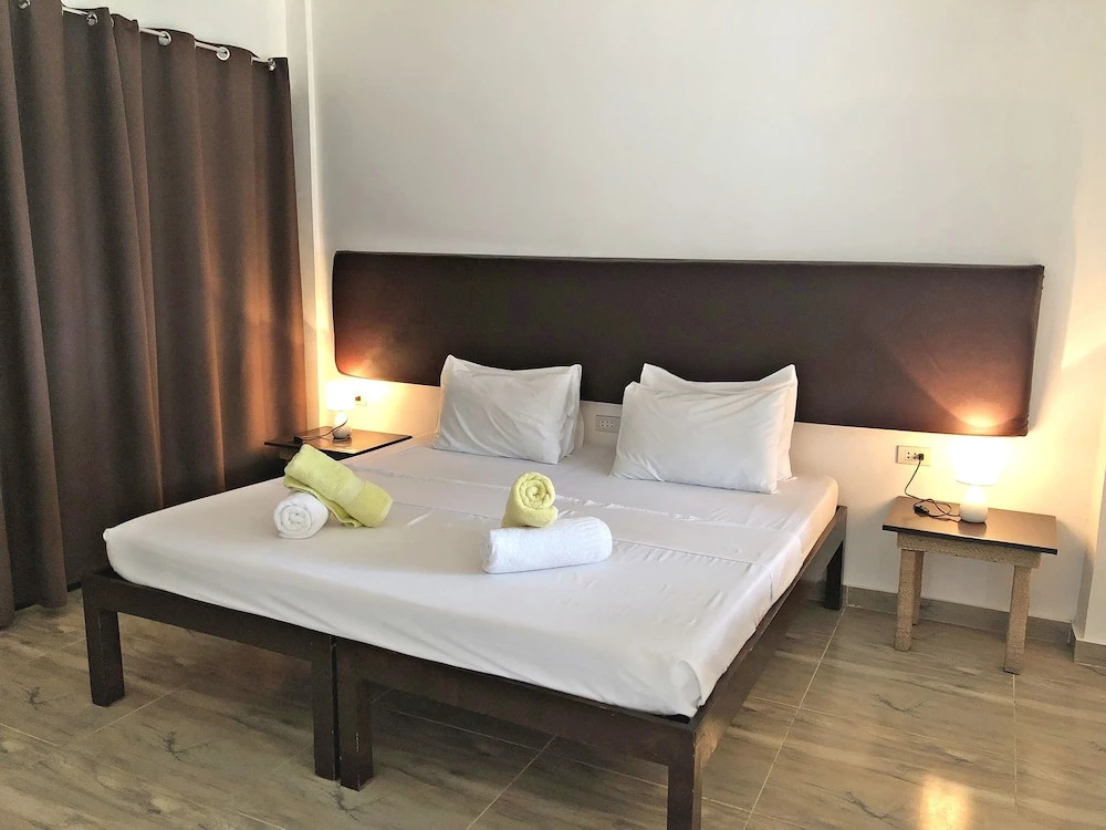 Lavanya Beach And Dive Resort