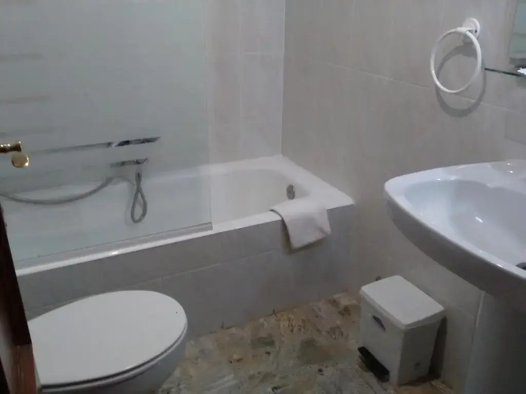 Hostal Restaurante el Cazador