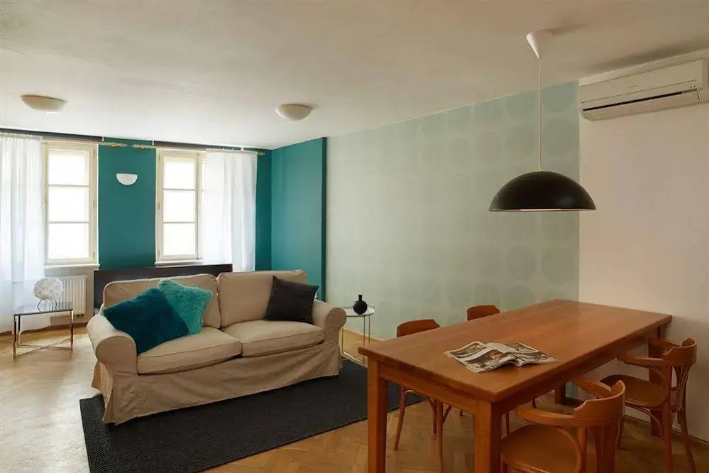 Kozna Suites