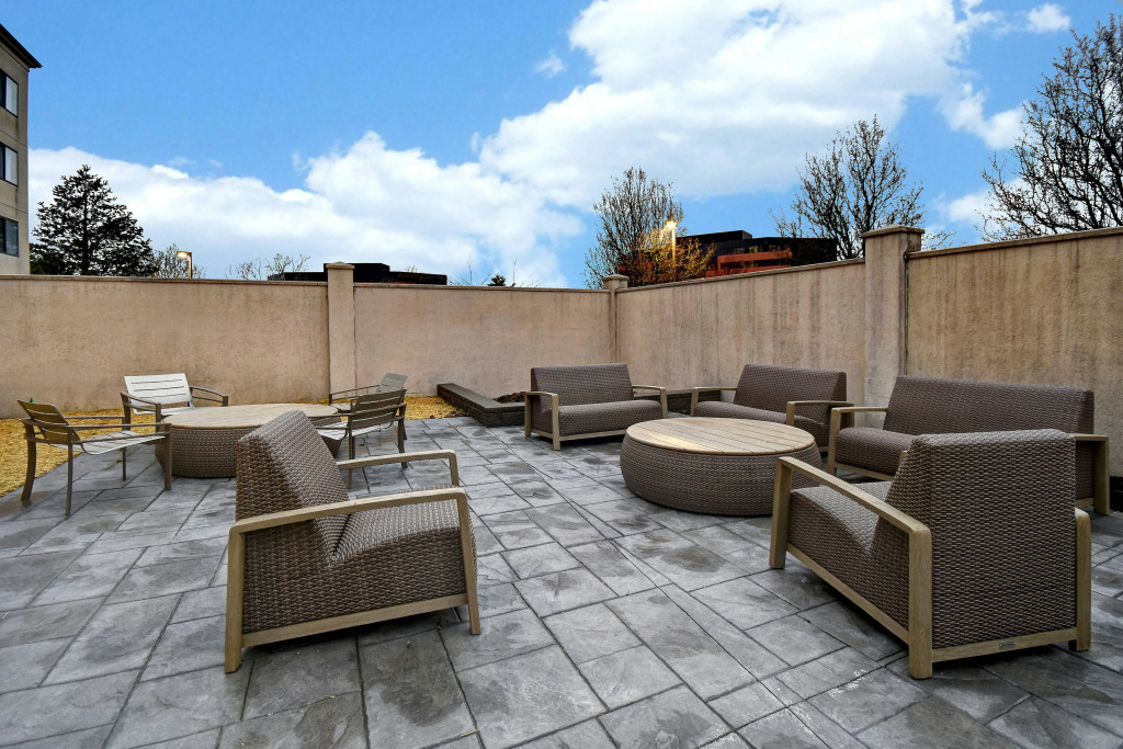 Courtyard by Marriott Cincinnati Airport