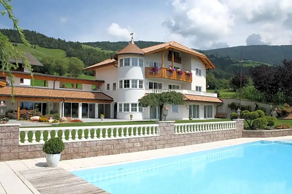 Hotel Nussbaumerhof ***