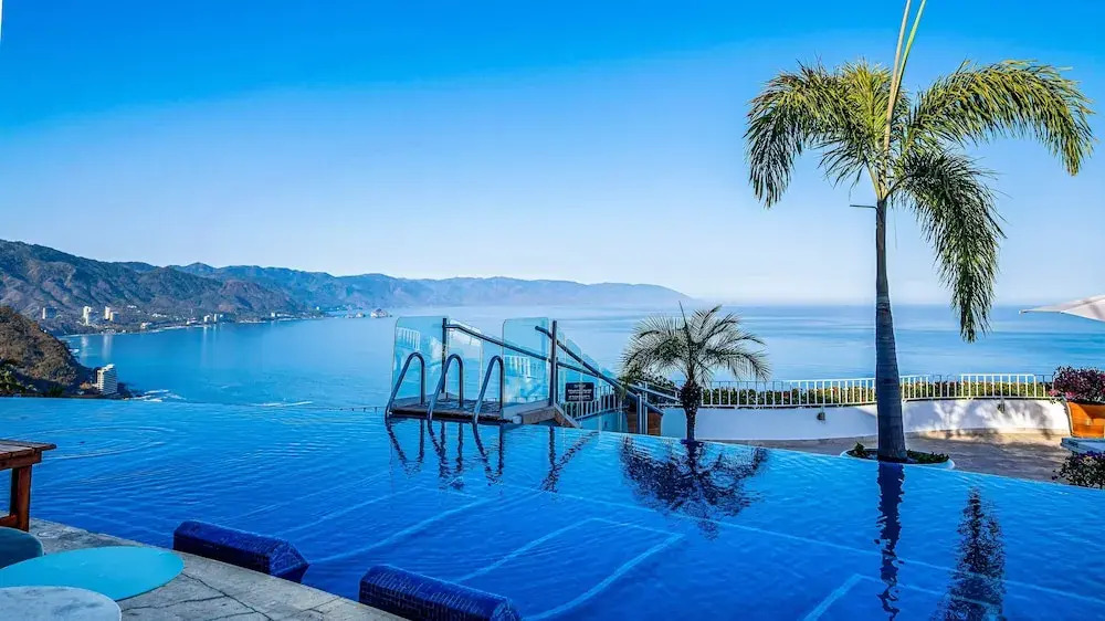 HOLT Grand Miramar Residences