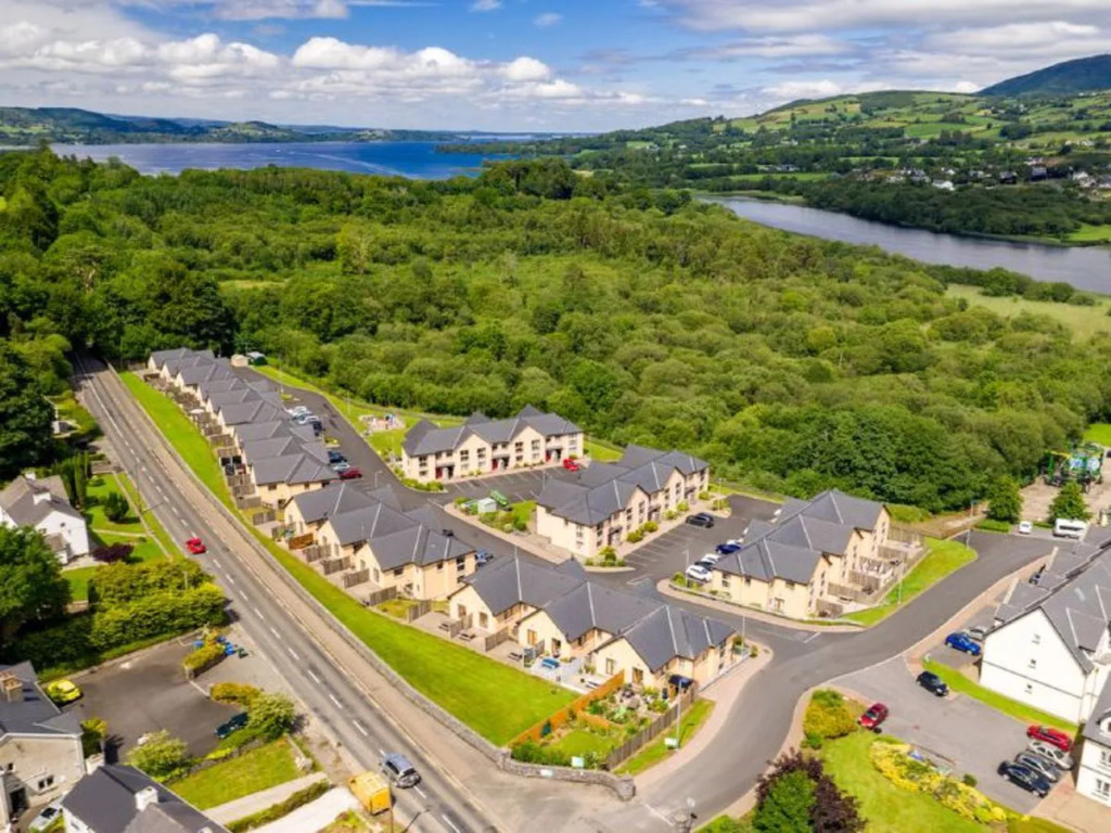 Lakeside Homes 22332