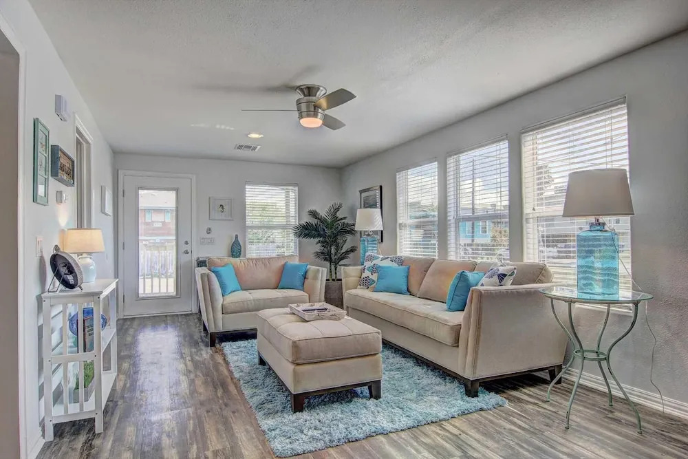The Blue Pearl - 2 Br Home