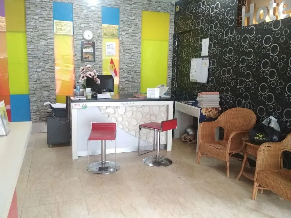 OYO 89903 MS City Hotel