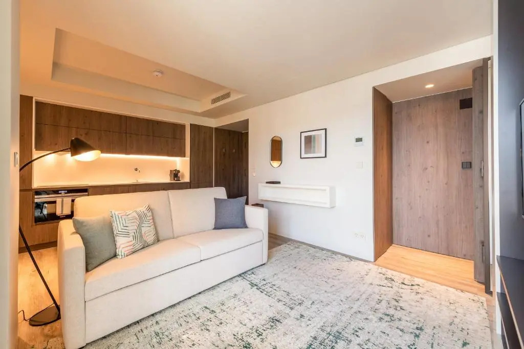 GuestReady - Midcentury Studio with Balcony in Santos 401