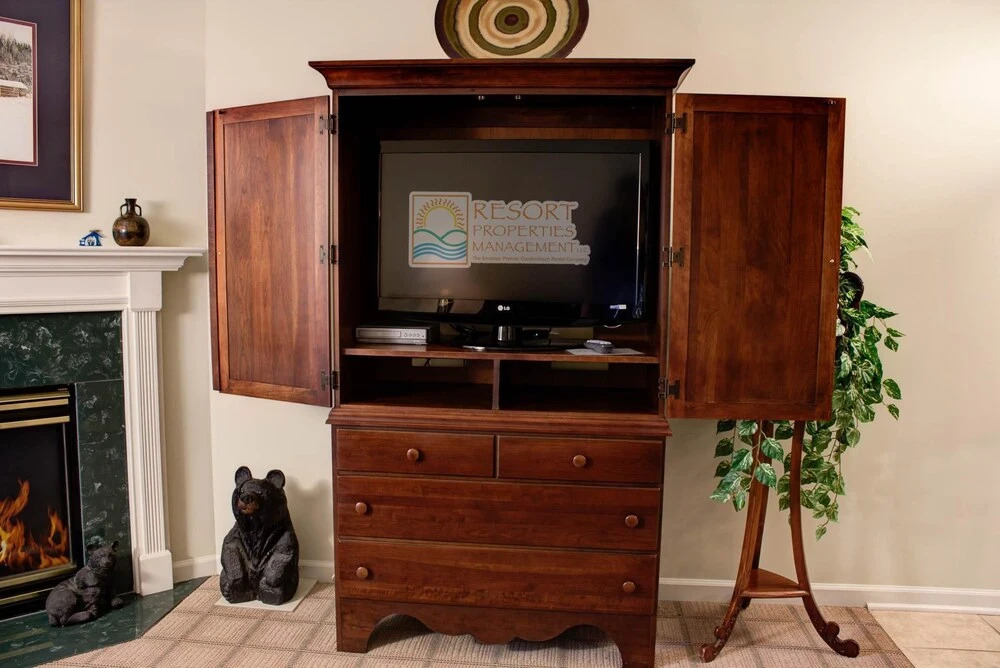 Whispering Pines 424