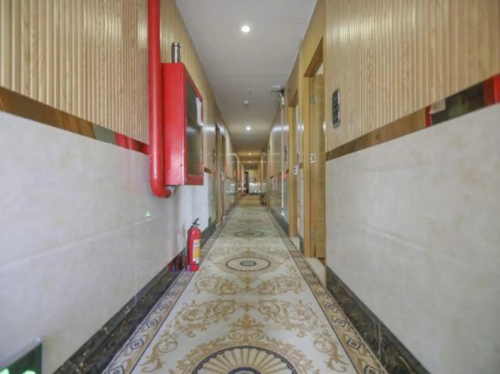 Tongcheng Hotel - Shenzhen