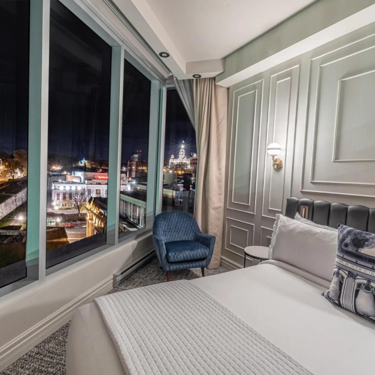 Le Capitole Hotel