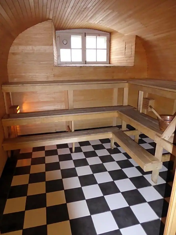 Saku Manor & Beerspa