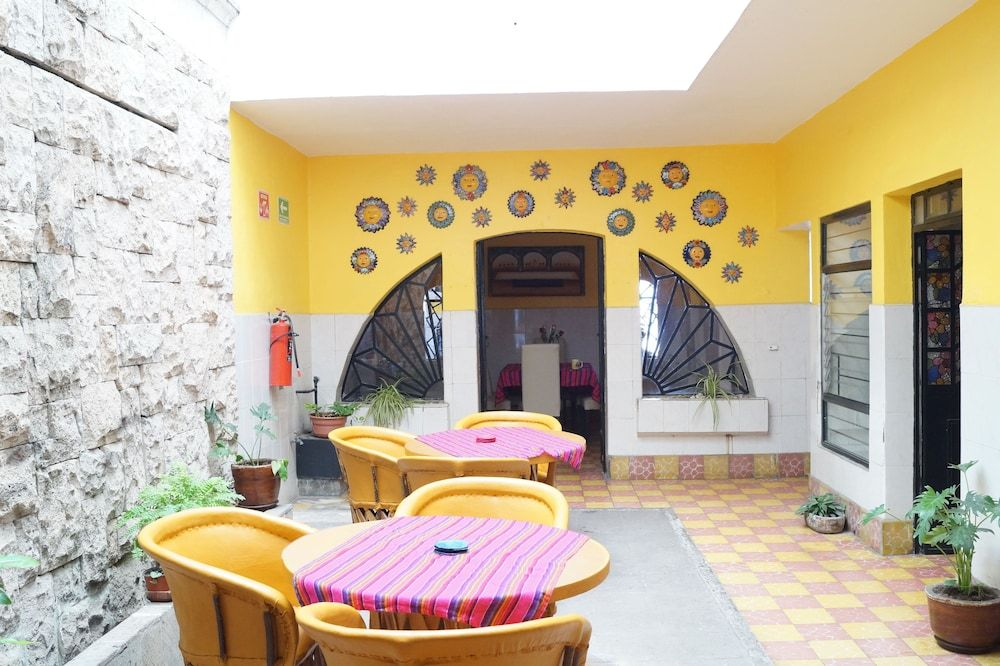 Casa de los Soles B&B Hostel