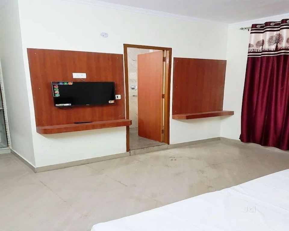 Corbett Mist Resort