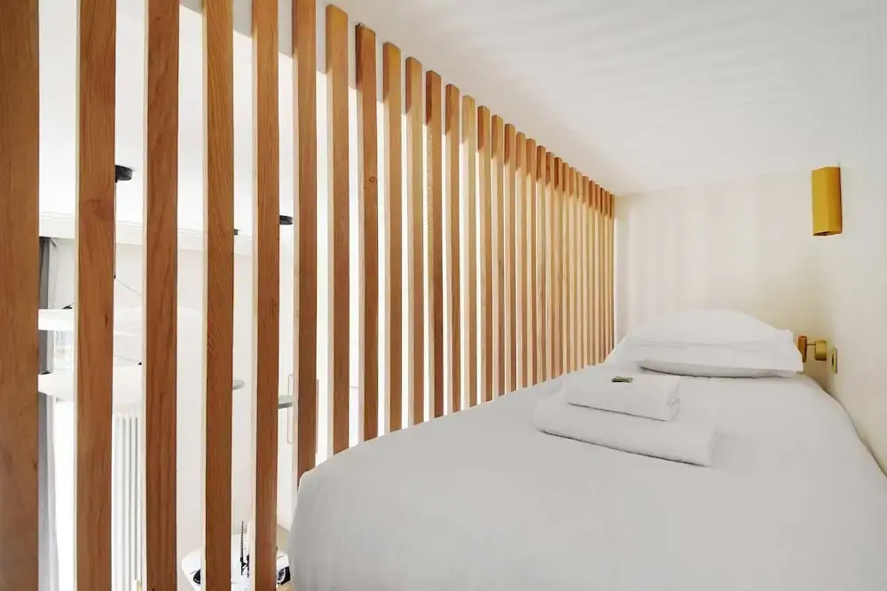 Modern Apartement Center of Paris Montmartre