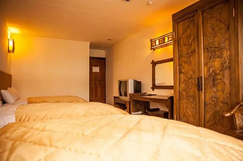 Chun Jing Hillview Villa