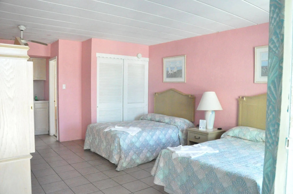 Bird of Paradise Motel