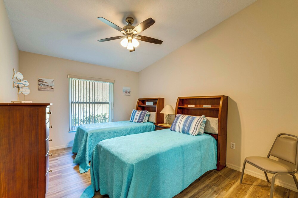 Suntan, Splash & Score: Family Home in Hernando