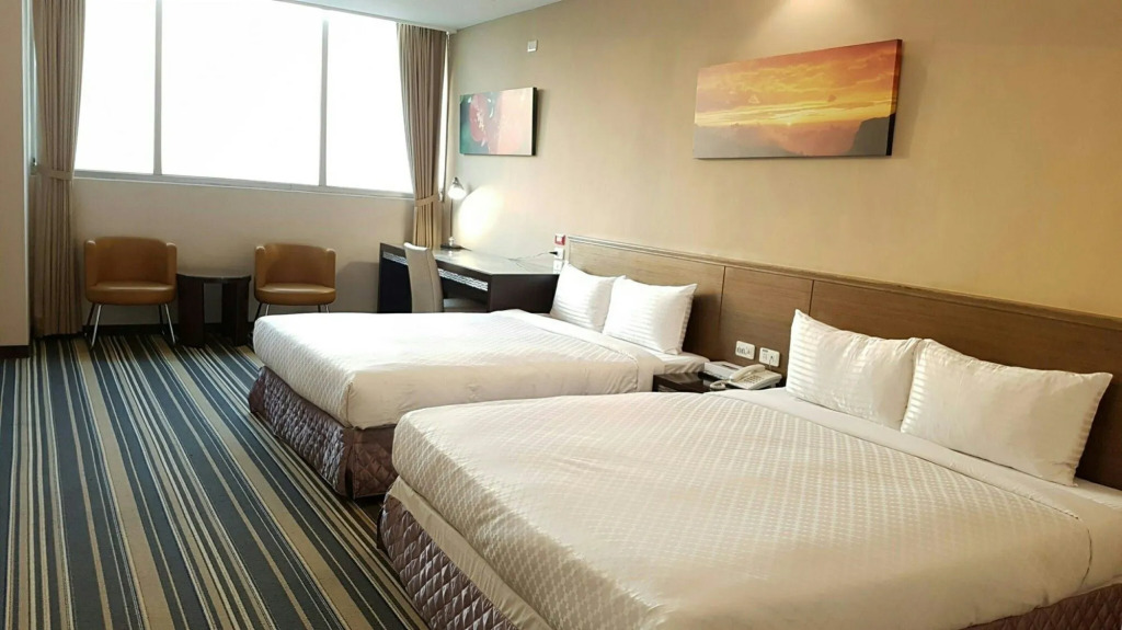 Yoyo Hotel