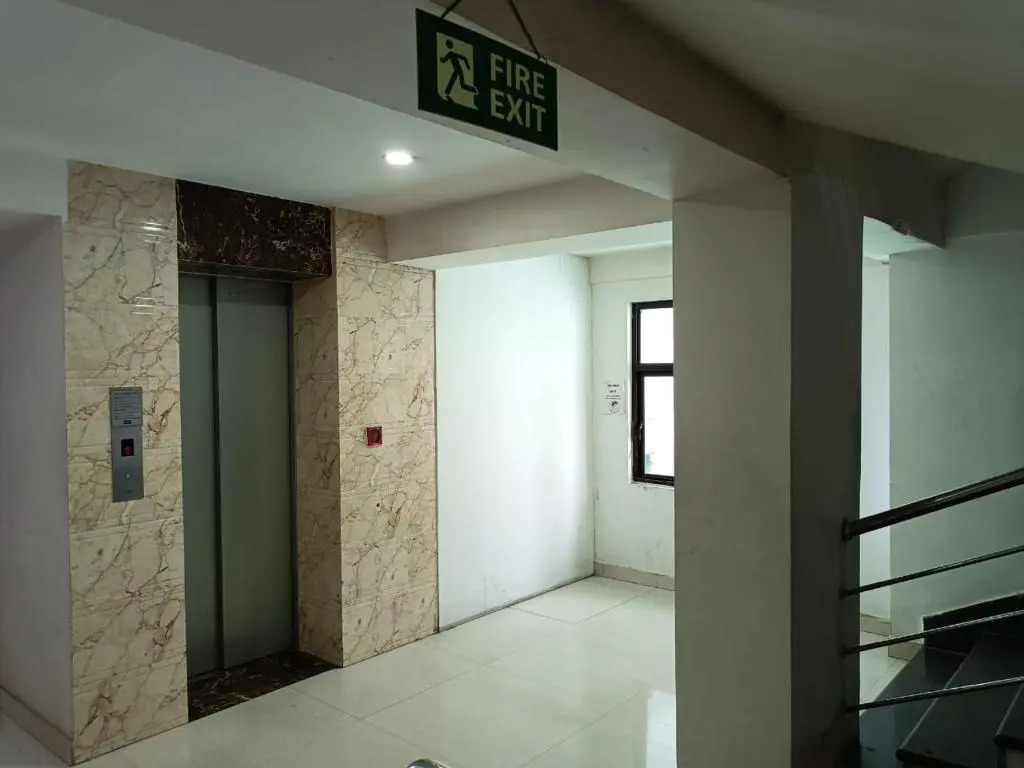 Kusum Hotel And Restaurant