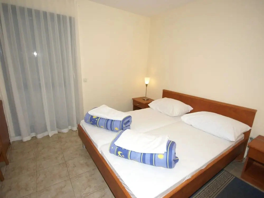Tidy Apartment with Ac, Just 12 Km. From Sibenik