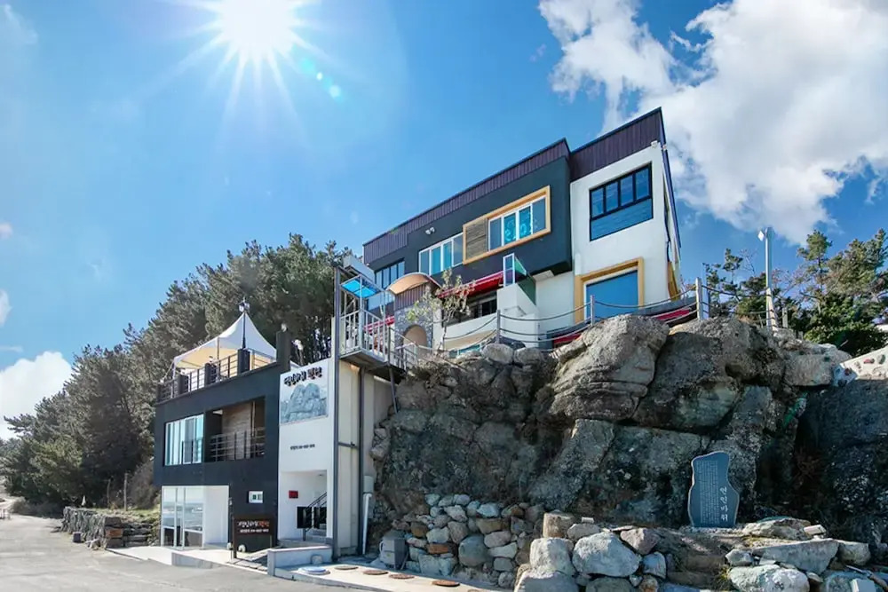 Pohang Lovers Rock Pension