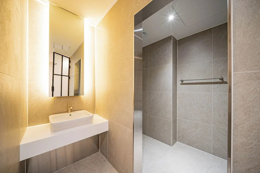 Mokpo Brown Dot Hotel Namak