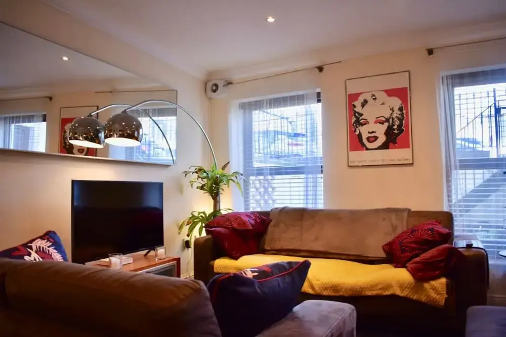 Modern City-centre 2 Bedroom Haven
