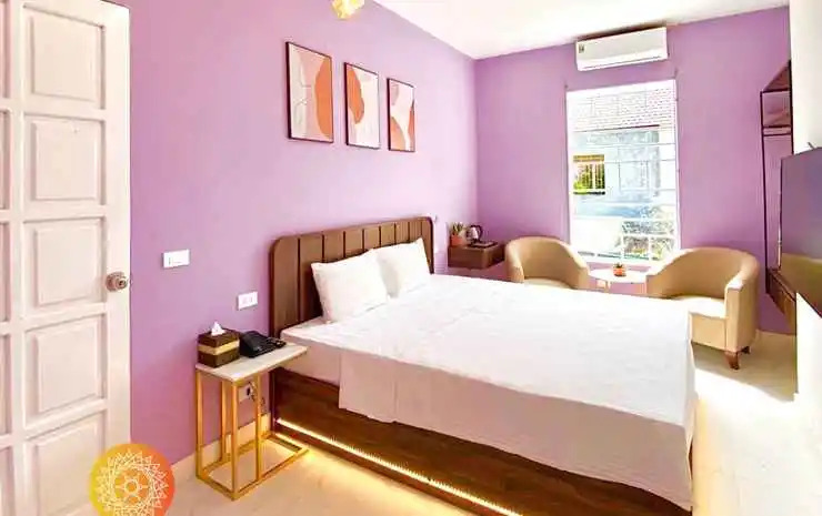 C o r o n a Hanoi House