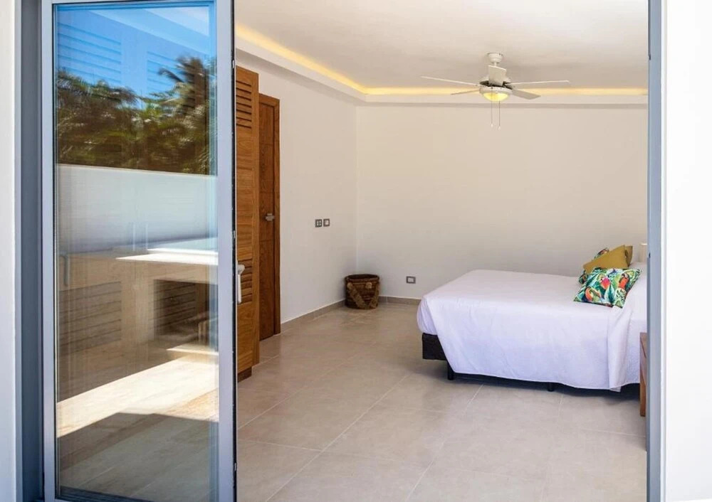 Nicole ApartHotel