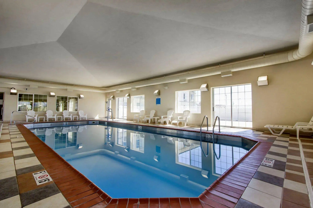 Sleep Inn & Suites Evansville - Casper
