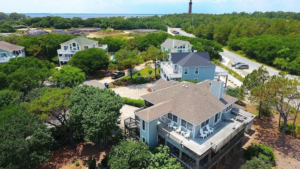 Zephyr - 5 Br Home