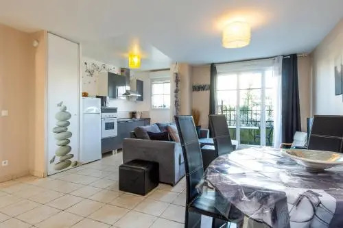Ground Floor Apartment with Garden