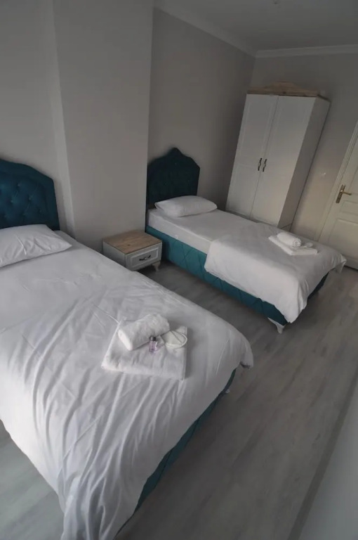 Rosalinda Suit Hotel