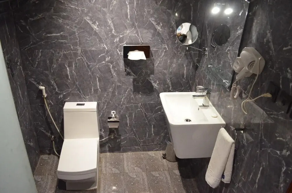 Noah Hotel