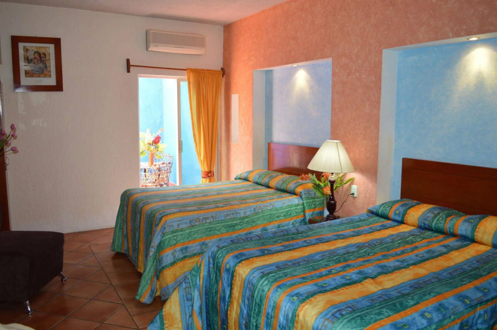 Hotel La Rienda Mision Tequillan