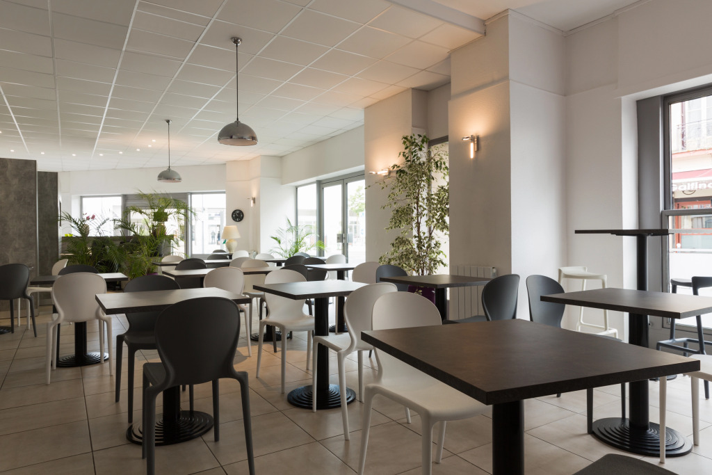BRIT HOTEL CONFORT NEVERS Centre Gare