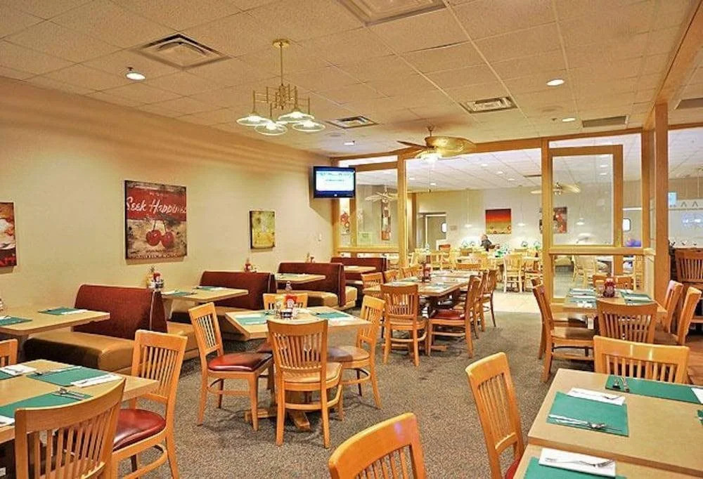 Voyager Resort Inn