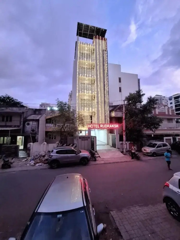 Hotel Rudraksh