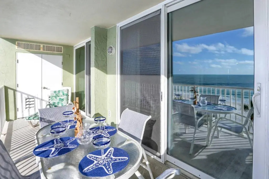 607 Sandcastle I