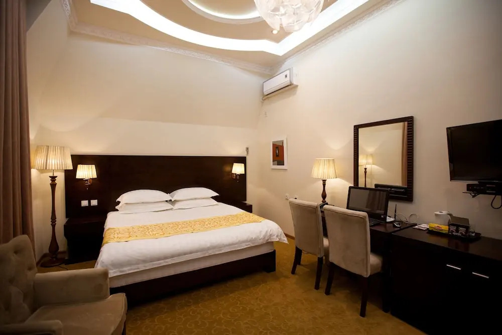 Twins Hotel