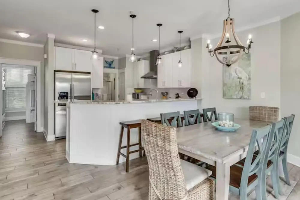 Beach Pointe 203