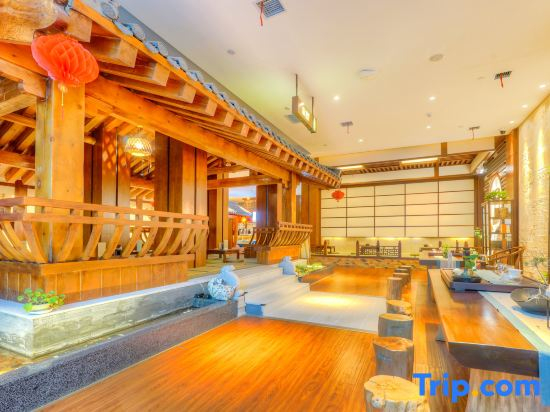 Hawaii Hot Spring Hotel