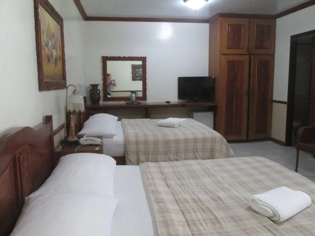Tonglen Eco Resort