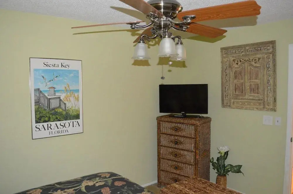 Cove II 832F 2 Bedroom Condo By Midnight Cove II