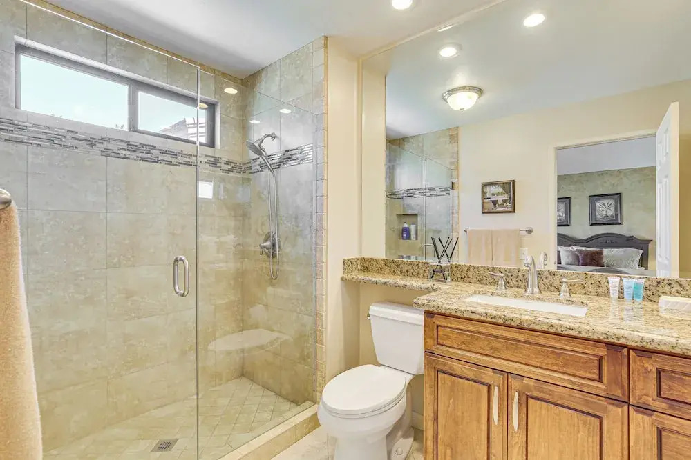 Community Pools & Golf Views: Palm Desert Condo!
